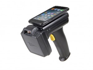 1128-UHF-Reader-with-Apple-iPod-touch2-1024x768